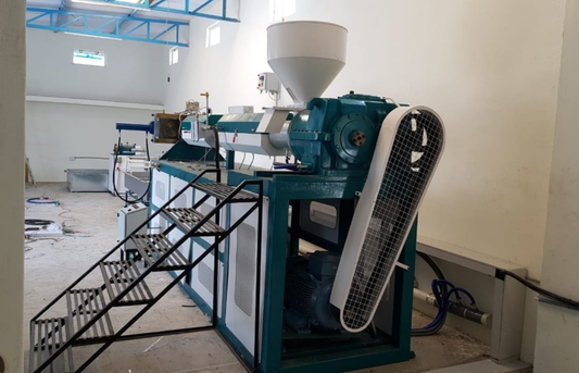 Industrial Plastic Processing Machine | 50 kW | 150 kg/h Capacity